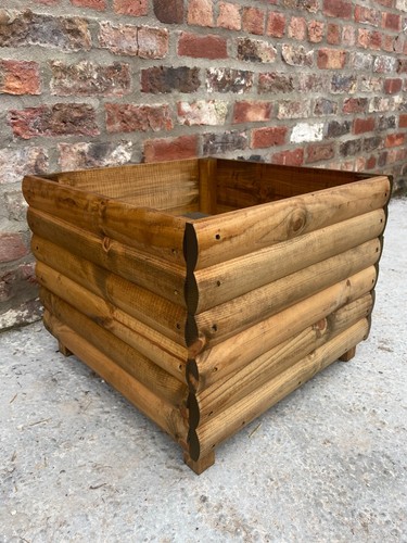 Square wooden garden - square,
